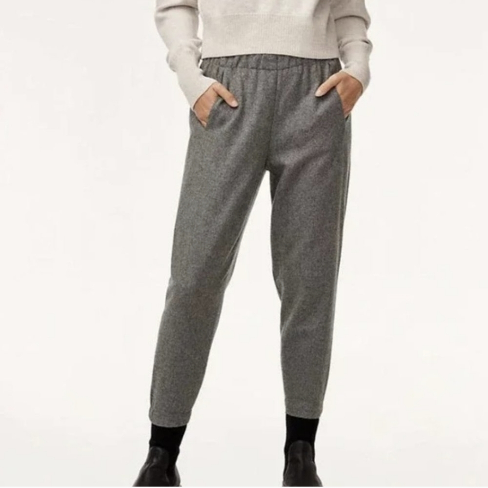 EUC Aritzia Babaton Dexter Wool Pant Charcoal Grey  XXS